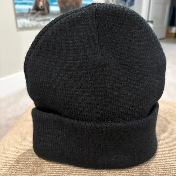 ALO Yoga Black Notable Beanie - Picture 3 of 4